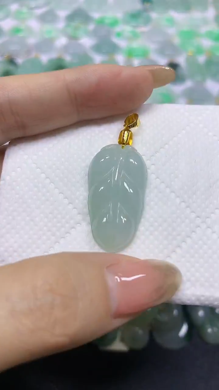 颈饰未镶嵌翡翠A货