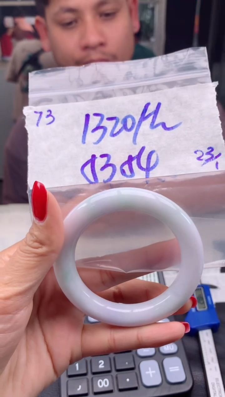 【闪购商品】定制翡翠未镶嵌73毛货需精细抛光手镯多样性拍一发一