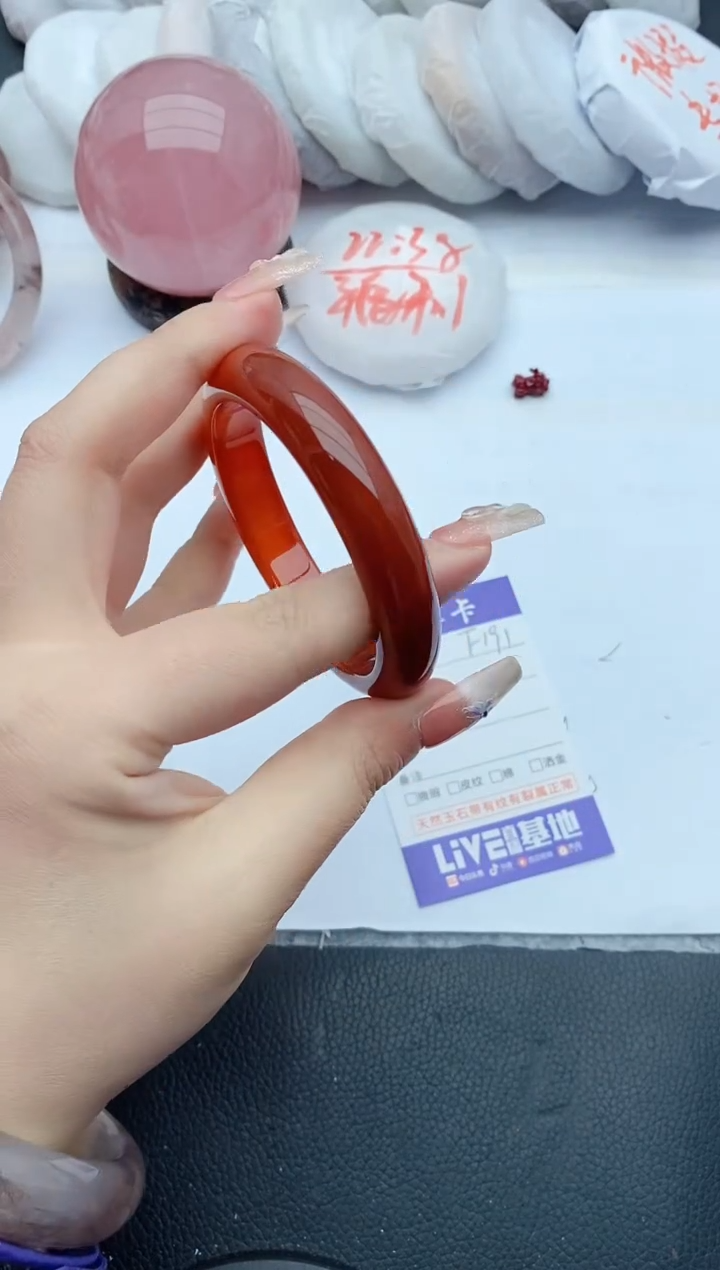 【闪购商品】石英质玉手镯未镶嵌F191+56/57