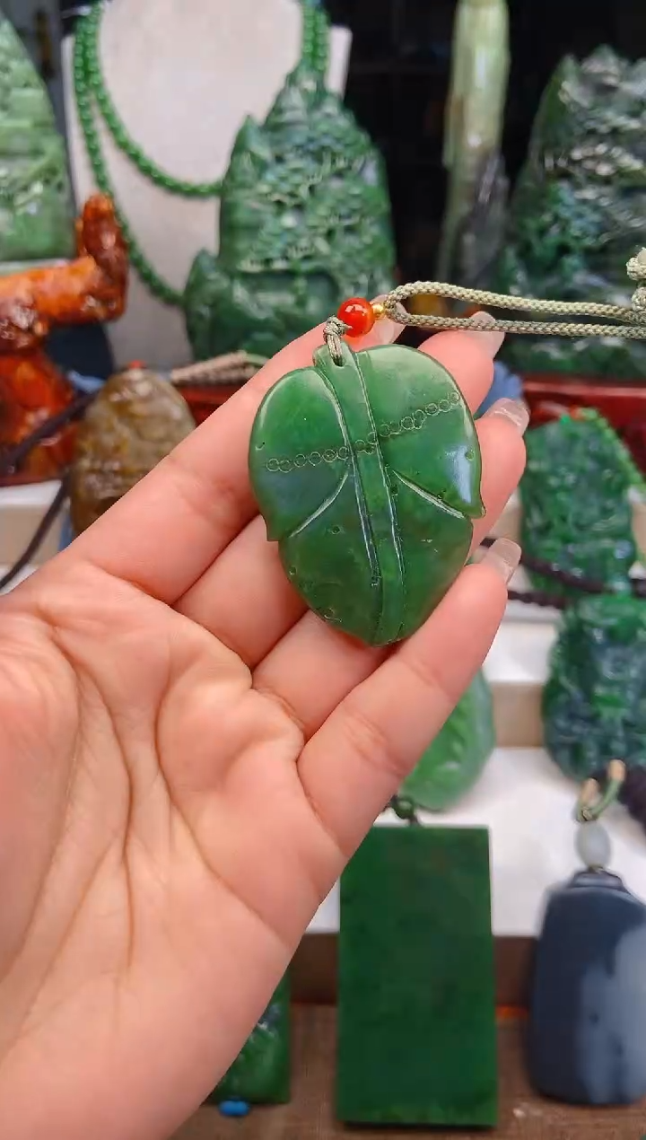 【闪购商品】和田玉挂件未镶嵌1