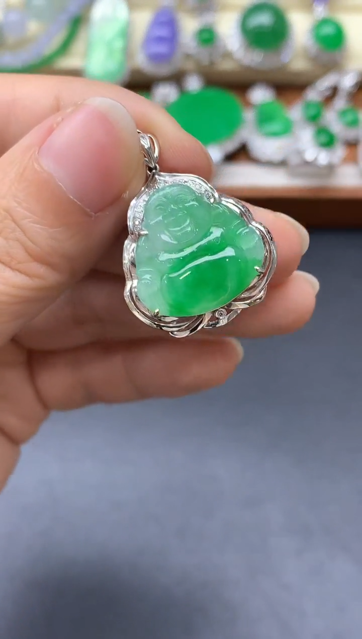 颈饰18K金镶嵌翡翠563-中国好珍宝