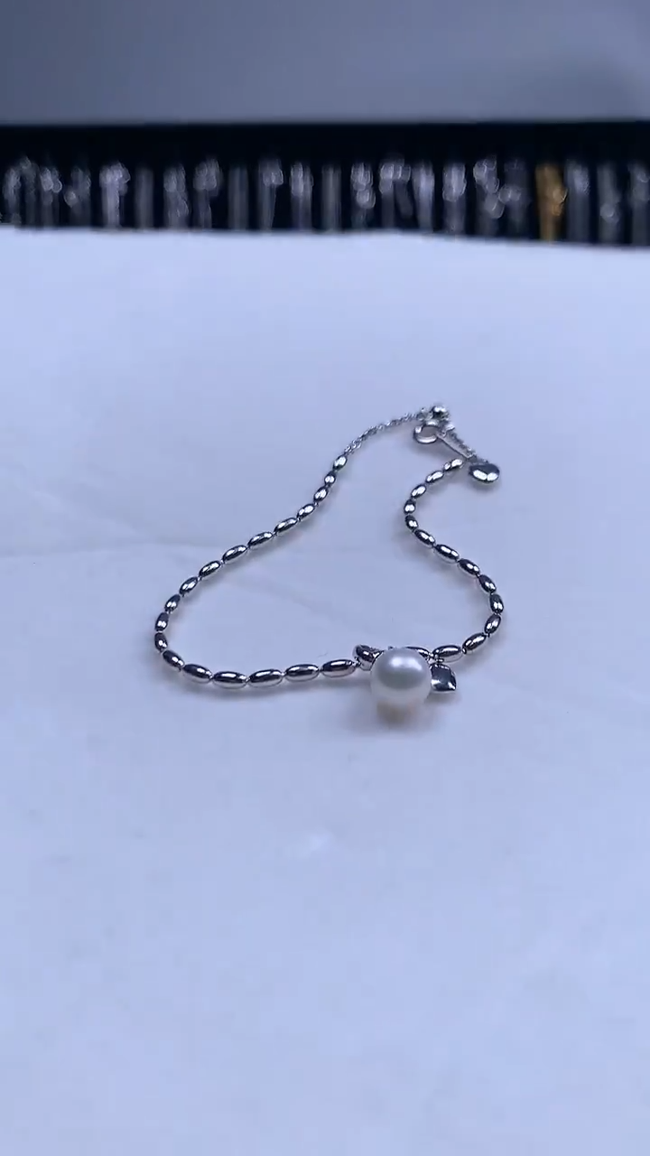 【闪购商品】海水珍珠手链银S925镶嵌橄榄珍珠手链
