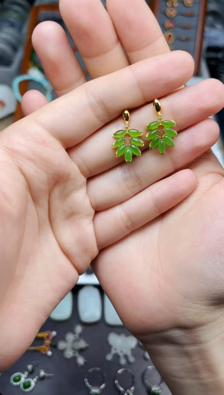 银S925镶嵌和田玉耳饰叶子耳钉06