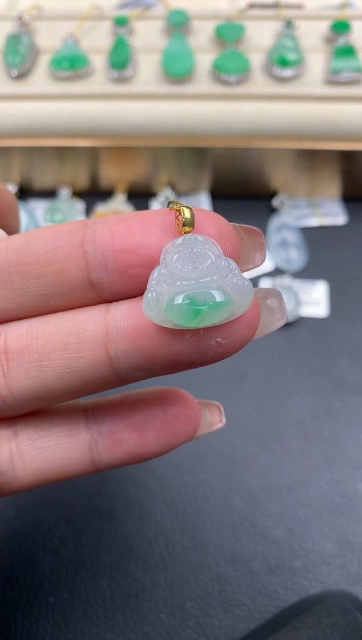 【闪购商品】翡翠颈饰18K金镶嵌D790