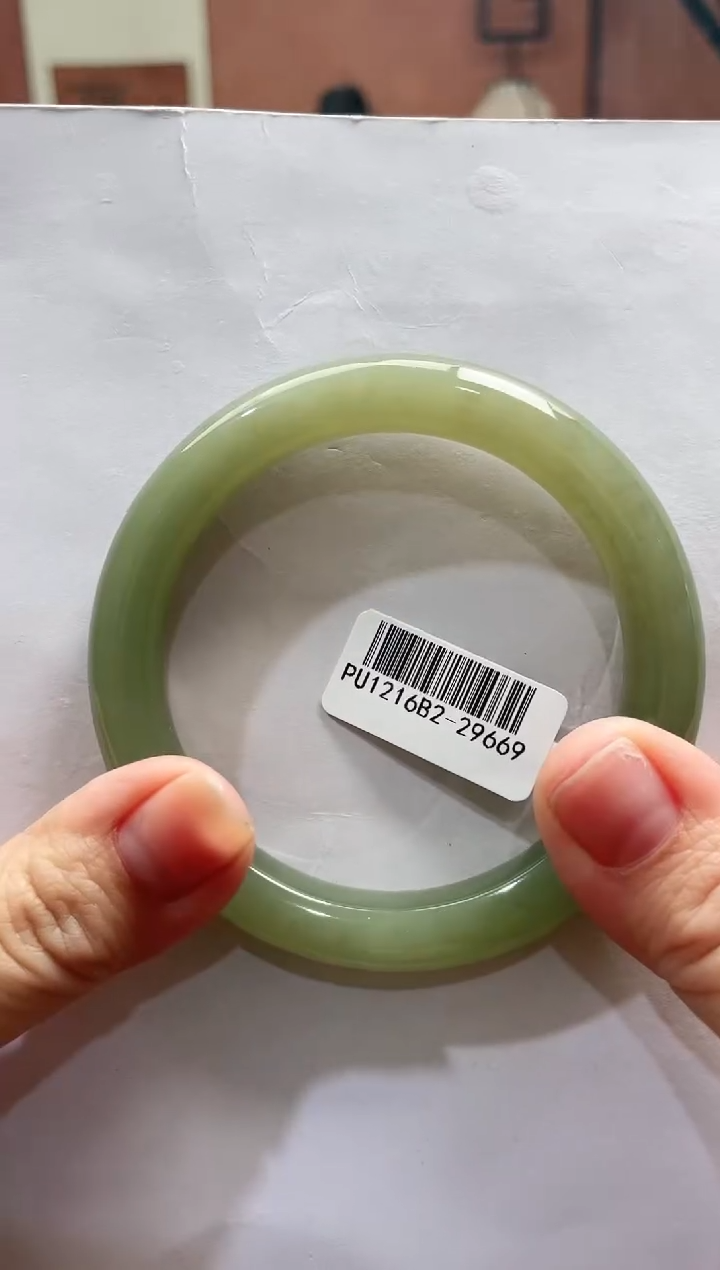 【闪购商品】和田玉手镯未镶嵌59+圈口