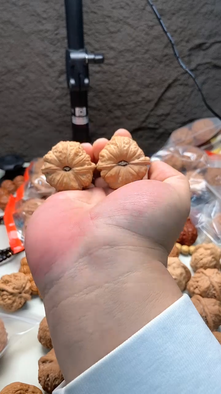 【闪购商品】文玩核桃把件文玩核桃定向