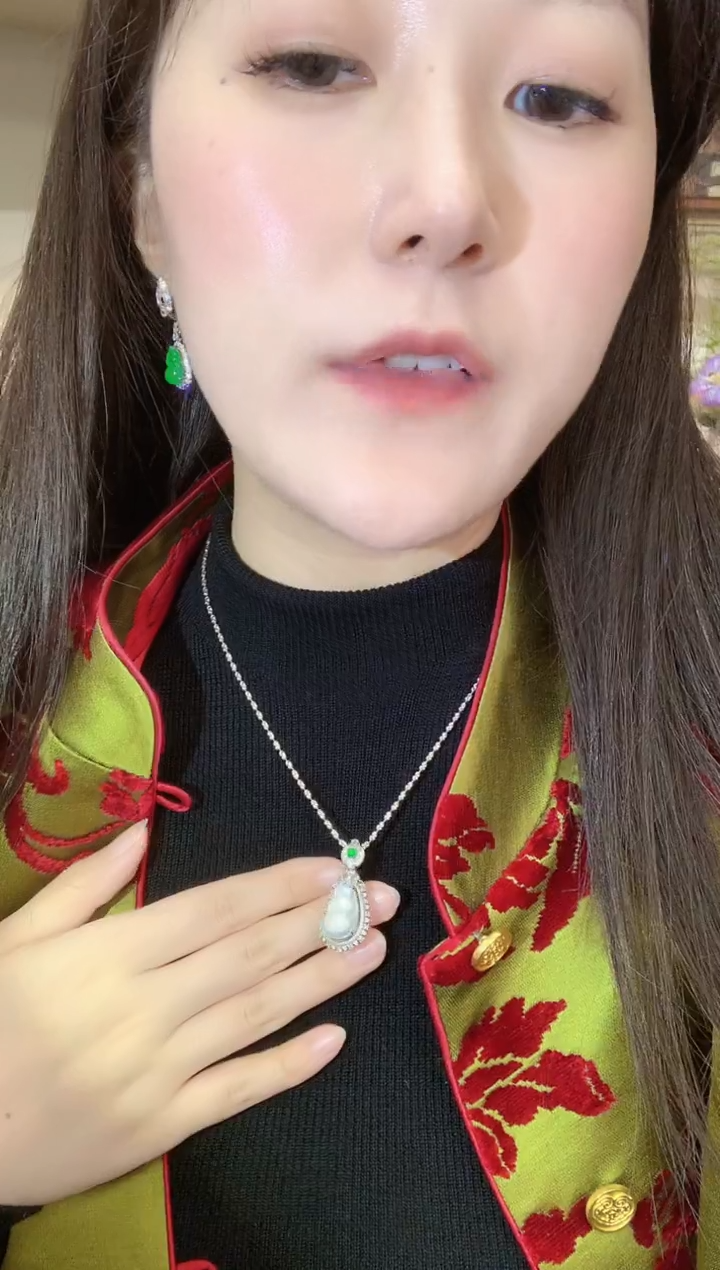 吊坠(不含链)18K金镶嵌翡翠d45