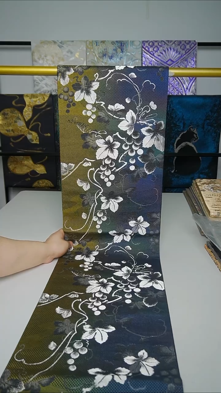 织绣织锦12葡萄叶