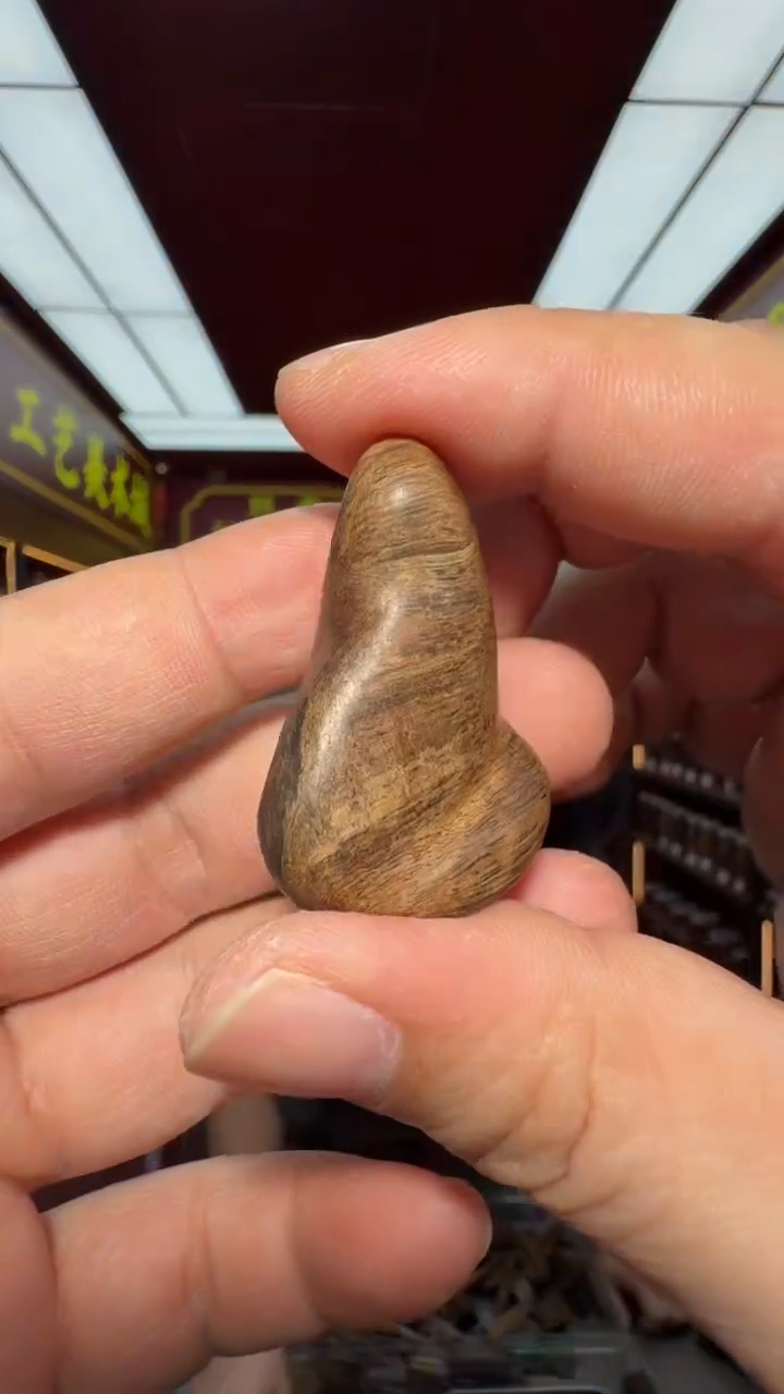 沉香吊坠多样性发一