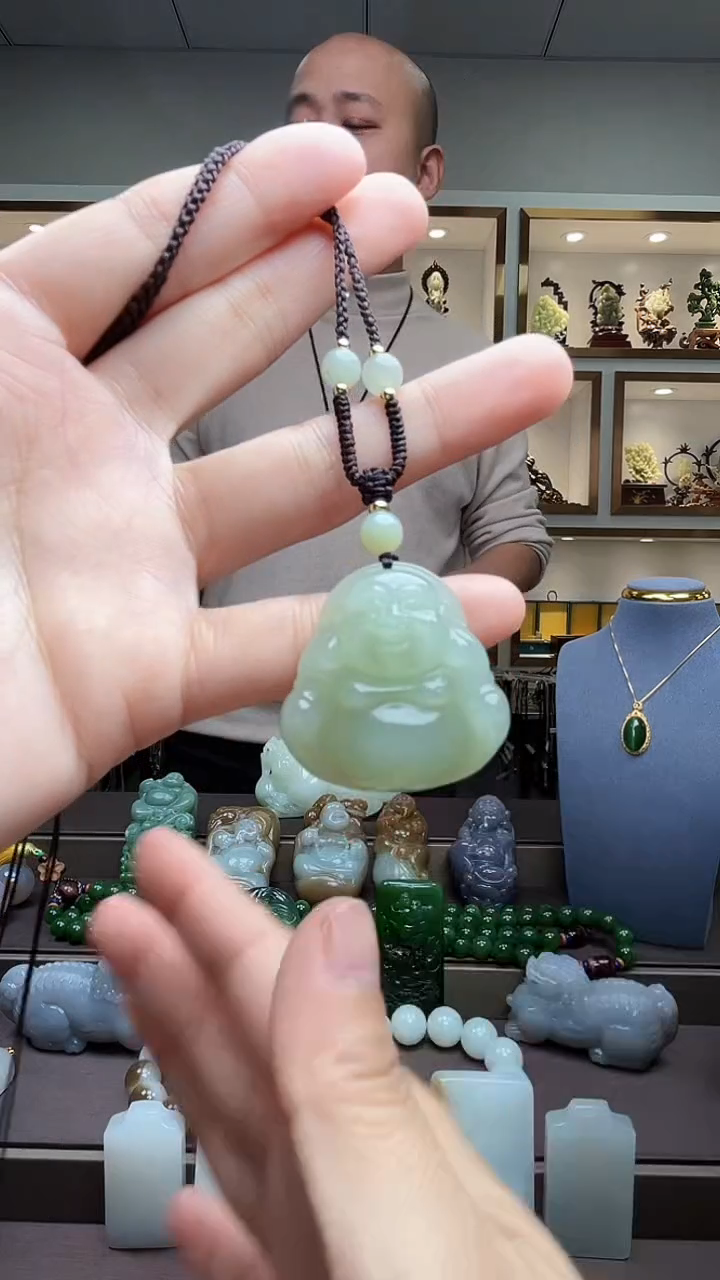 【闪购商品】和田玉颈饰未镶嵌苏