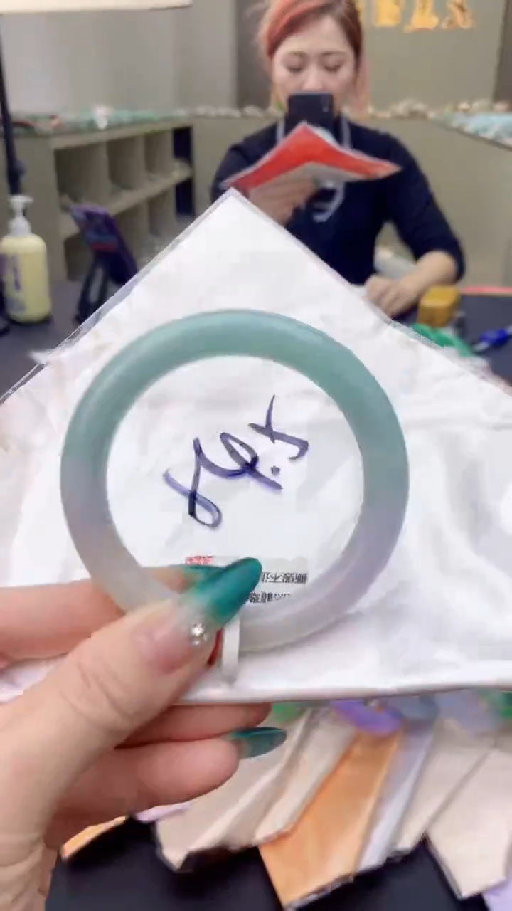 【闪购商品】翡翠手镯未镶嵌0632415808