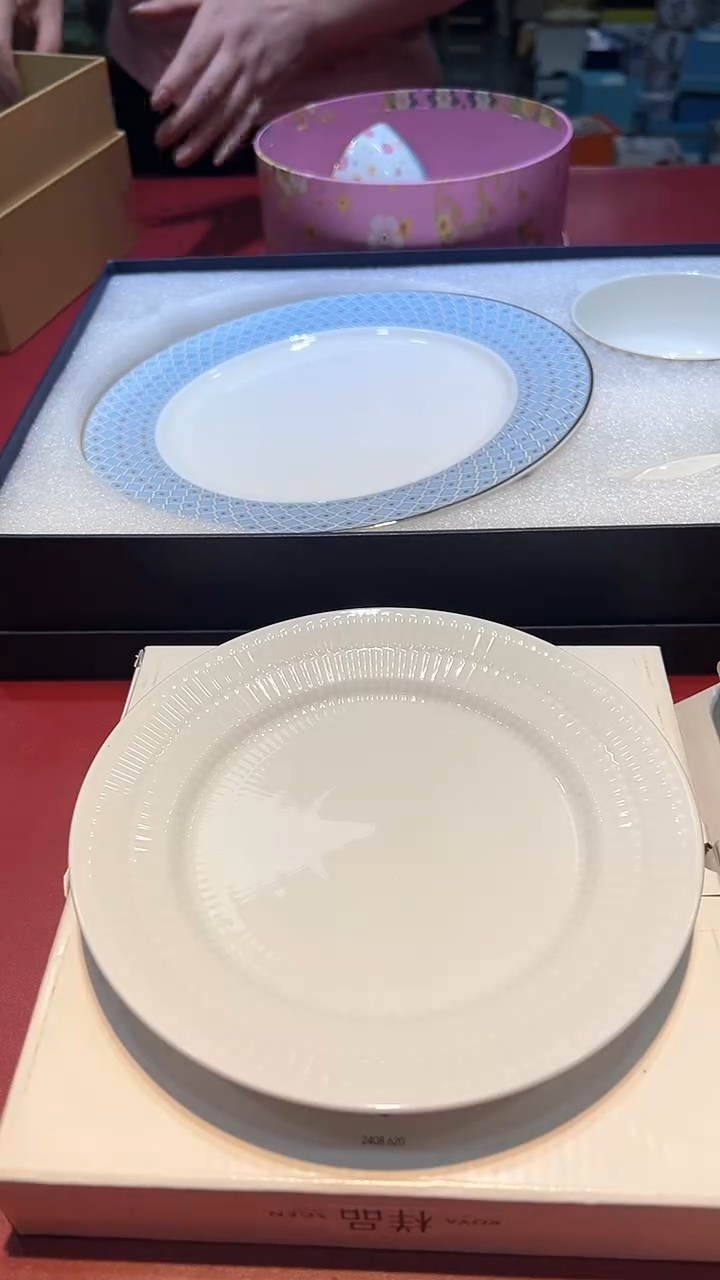 【闪购商品】瓷片锅碗瓢盆一件不剩