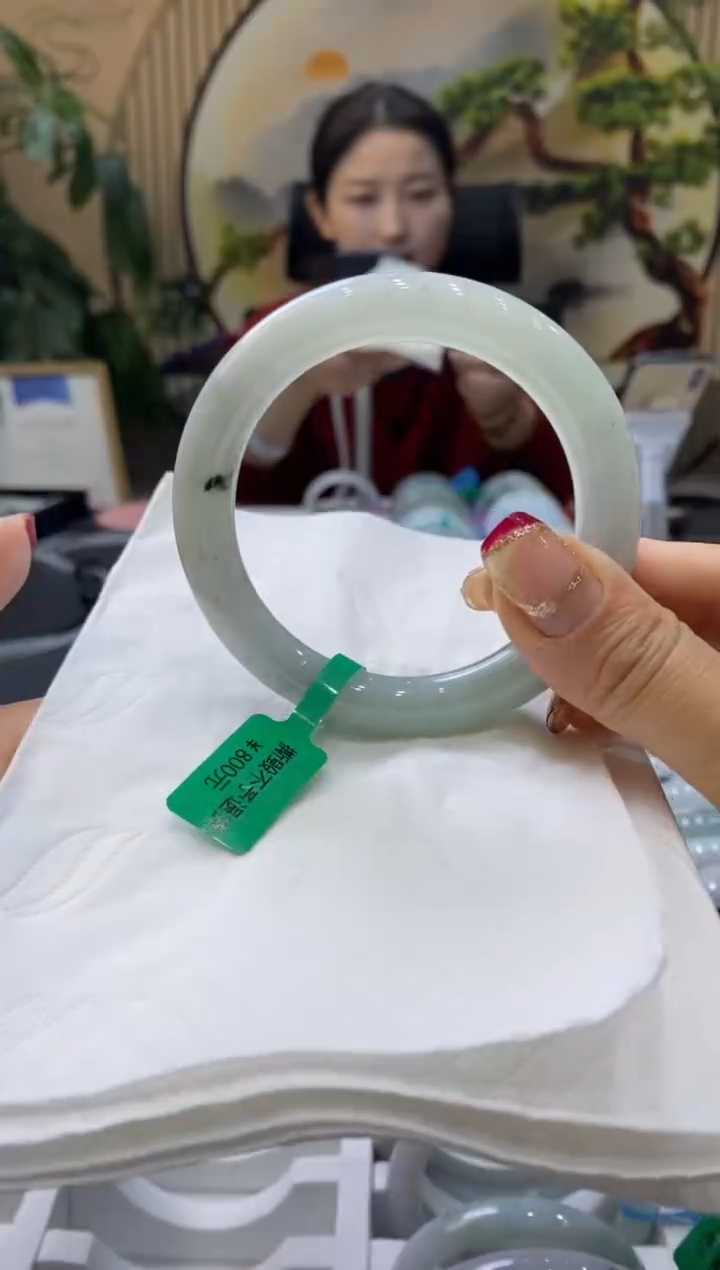 【闪购商品】翡翠手镯未镶嵌99903978