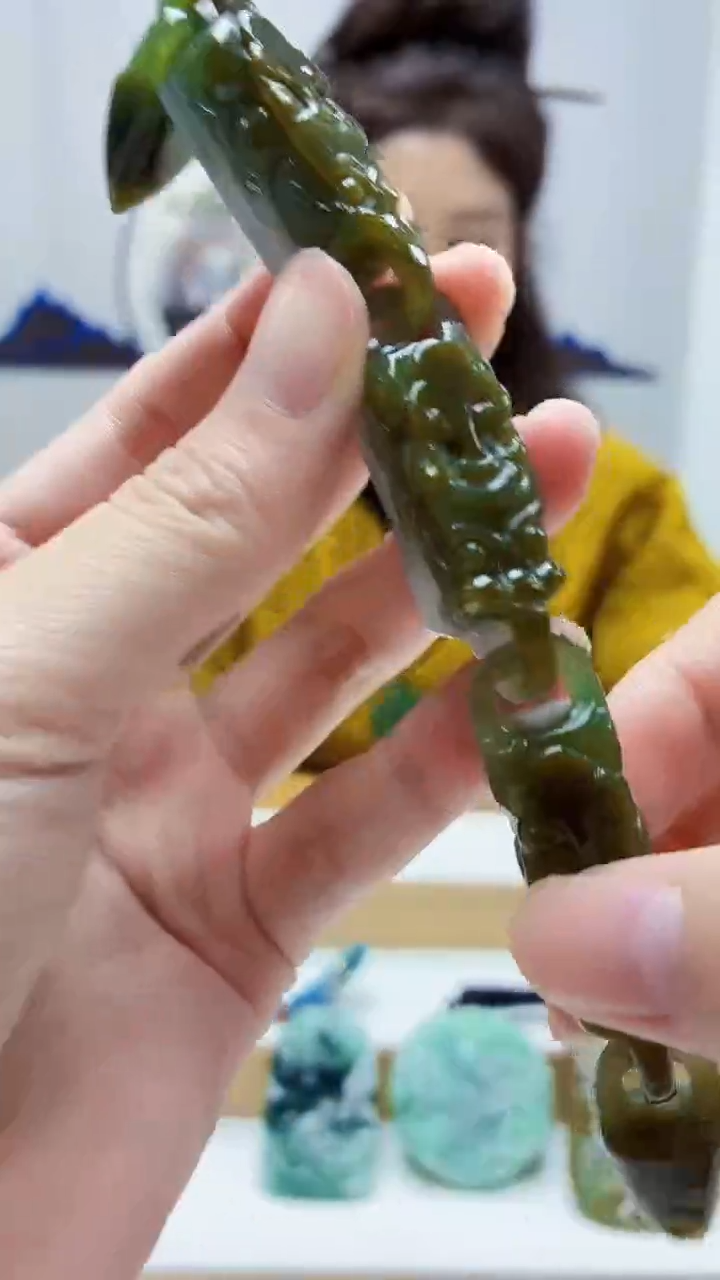 未镶嵌定制翡翠4829zm-毛货挂件24