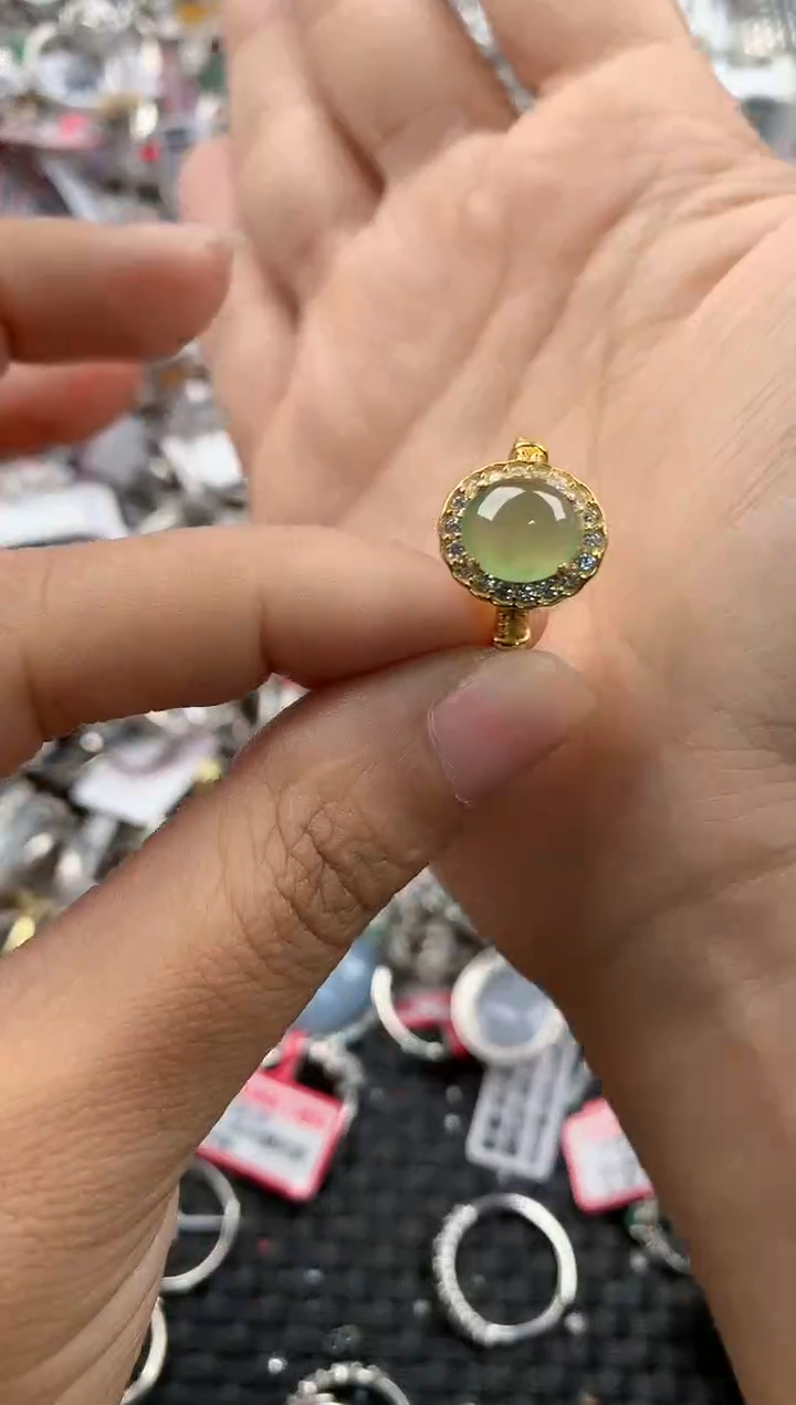银S925镶嵌戒指翡翠888              5