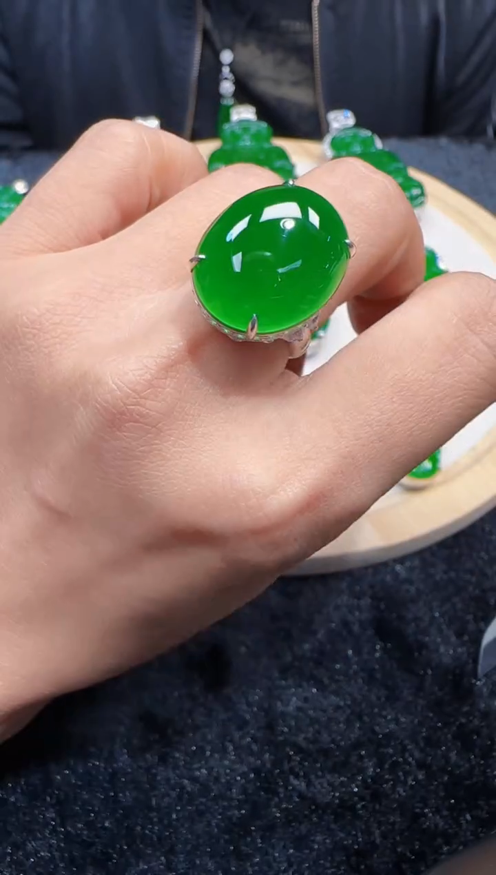 未镶嵌定制翡翠翡翠戒指99