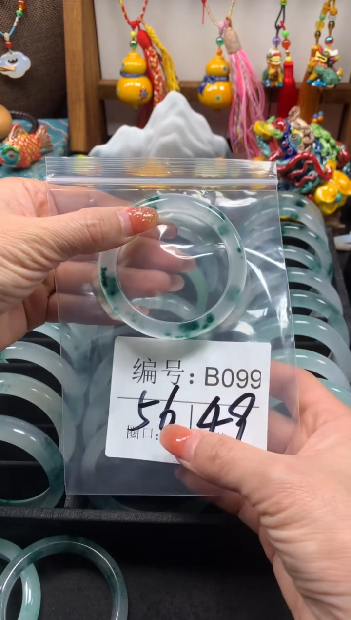 【闪购商品】石英质玉手镯未镶嵌56圈口B099