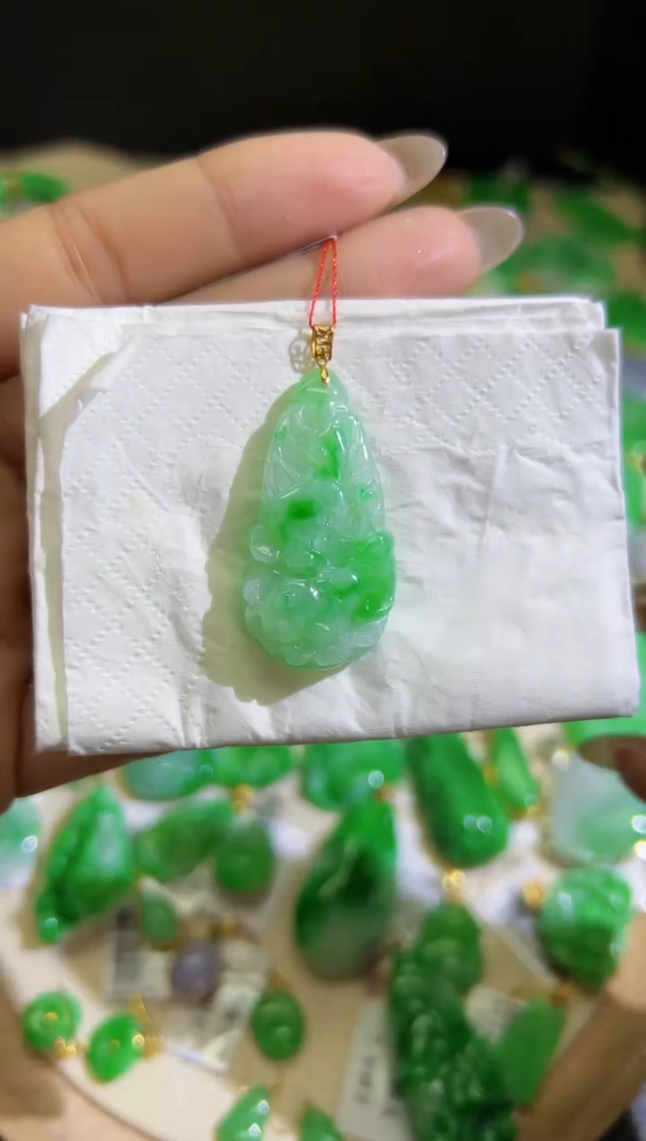 【闪购商品】翡翠颈饰18K金镶嵌Q缅料A货翡翠/支持复检/一件