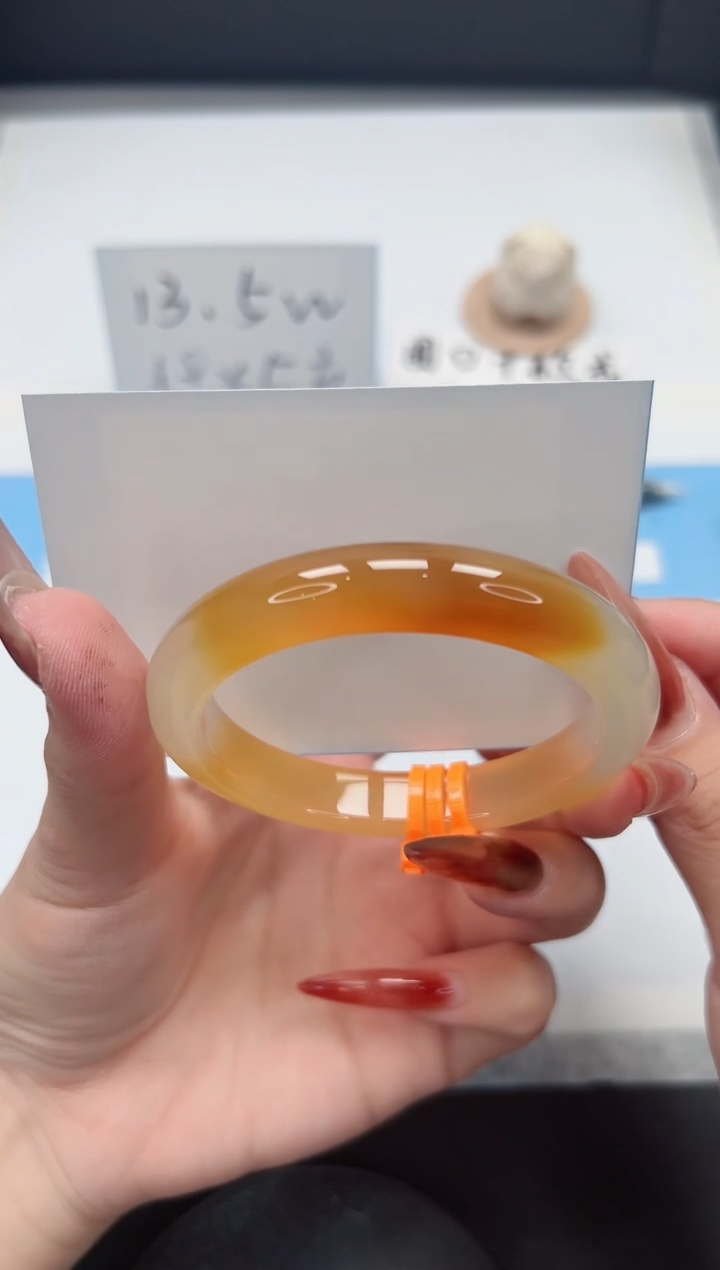 【闪购商品】玛瑙/玉髓手镯未镶嵌387/香槟56.1