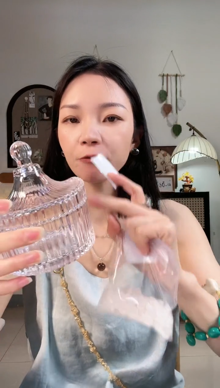 未镶嵌颈饰水晶Q958QQQQQ