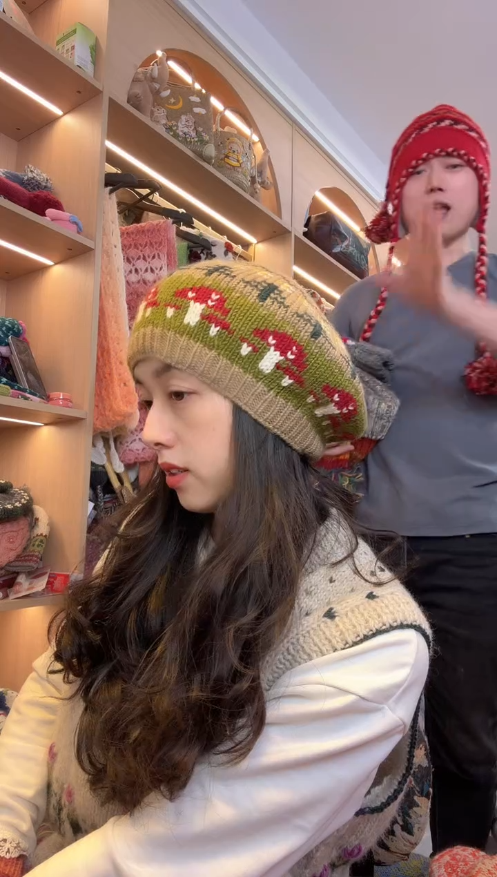 羊毛美丽如贝雷帽蘑菇浅色