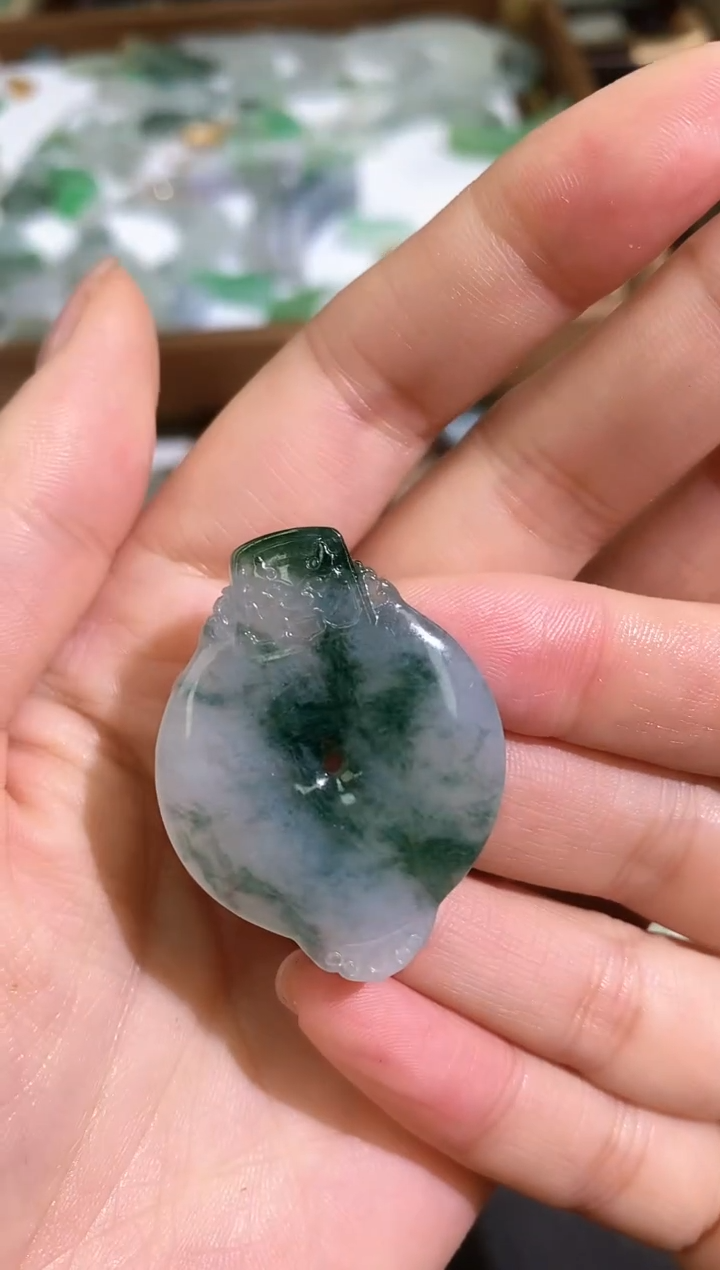 【闪购商品】定制翡翠未镶嵌025022323
