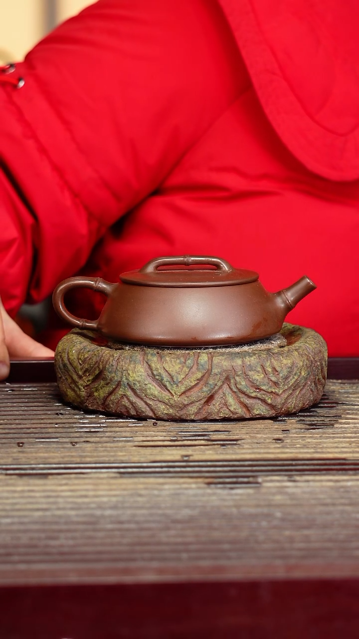 宜兴原矿紫砂壶茶壶130C