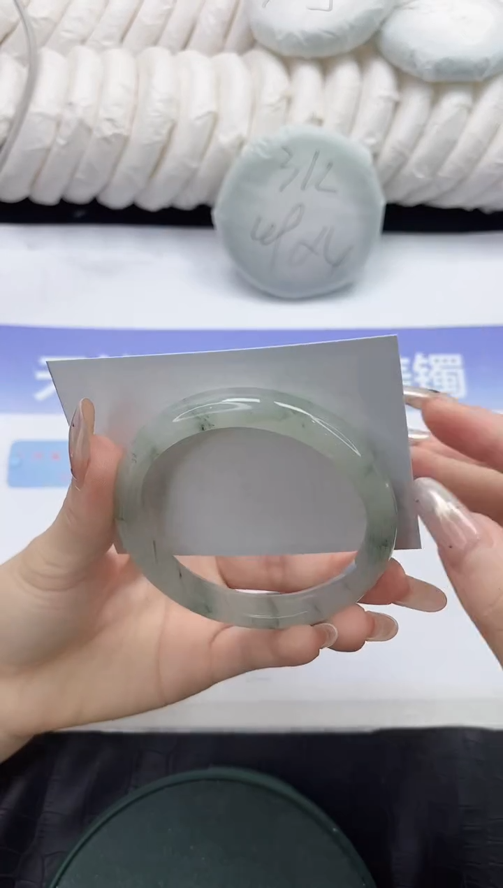 未镶嵌手镯石英质玉64-57.5