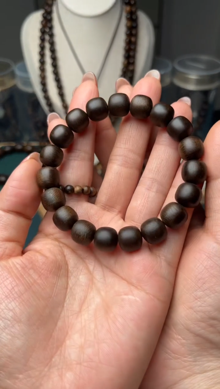 【闪购商品】沉香手串10mm白奇楠古董香