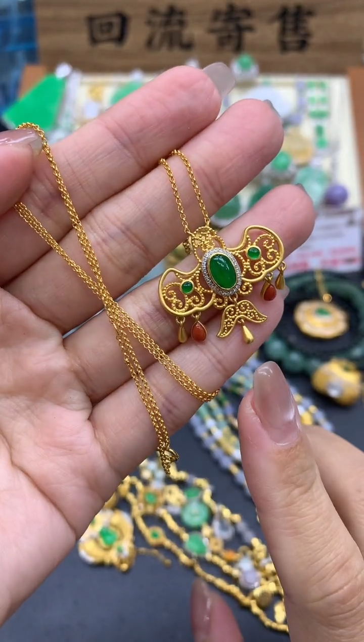 【闪购商品】翡翠颈饰18K金镶嵌540-中国好珍宝