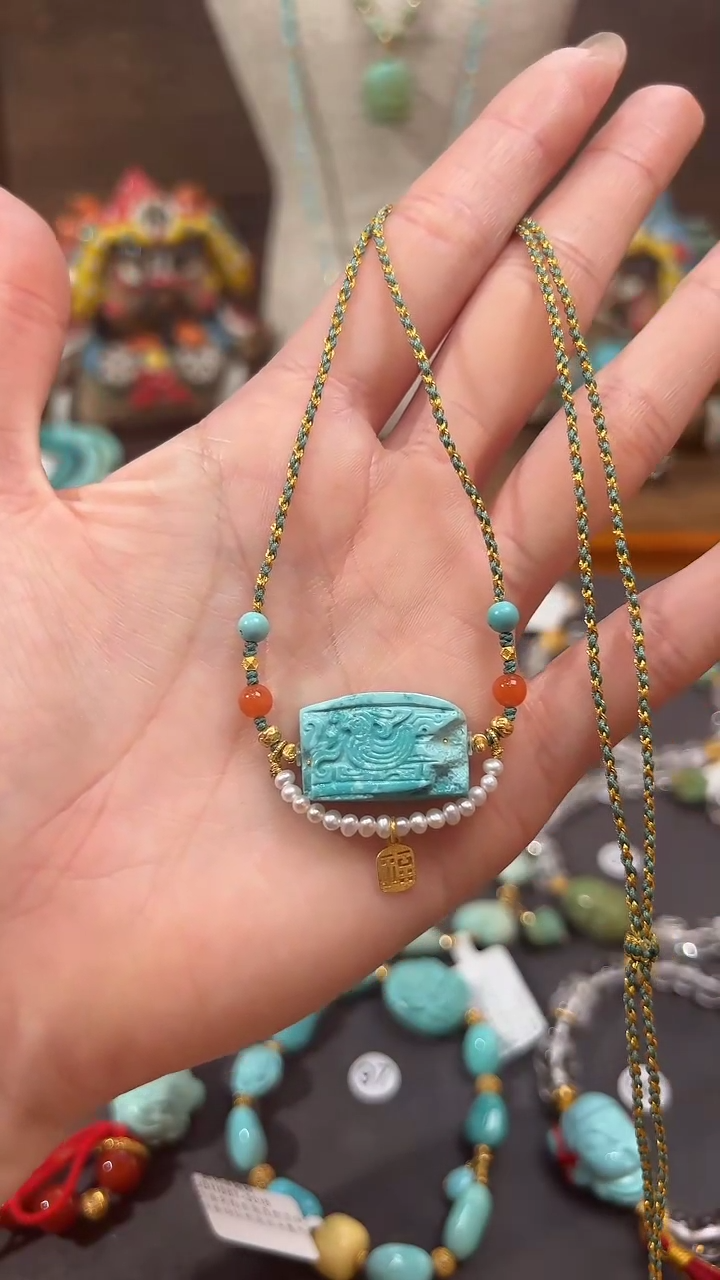 【闪购商品】绿松石颈饰18K金镶嵌绿松石项链