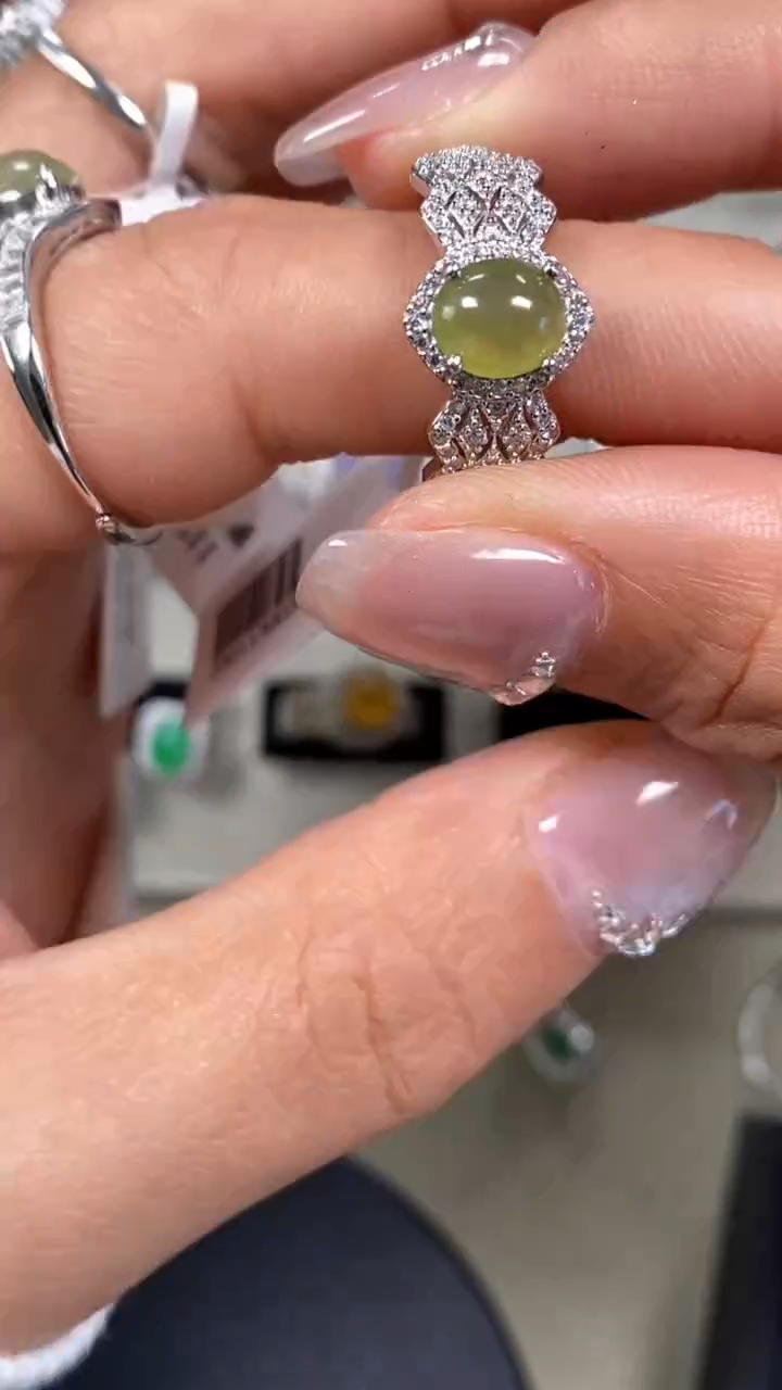 【闪购商品】翡翠戒指银S925镶嵌9452