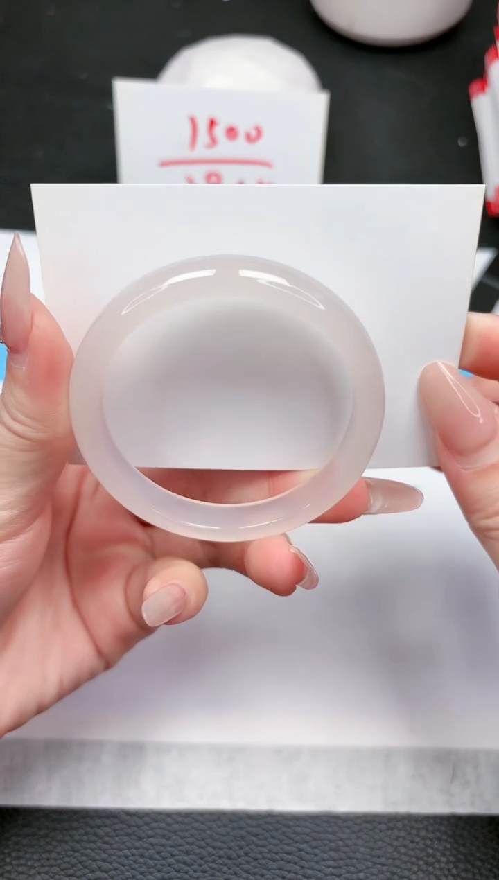 【闪购商品】石英质玉手镯未镶嵌597-53.8