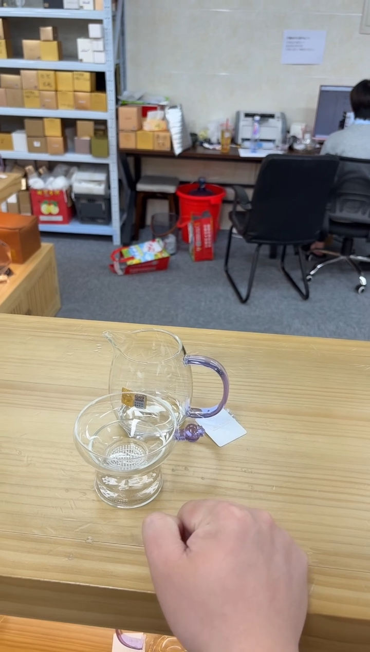 禾器澄然茶海浅紫色+器禾堂奉珠茶漏浅紫色