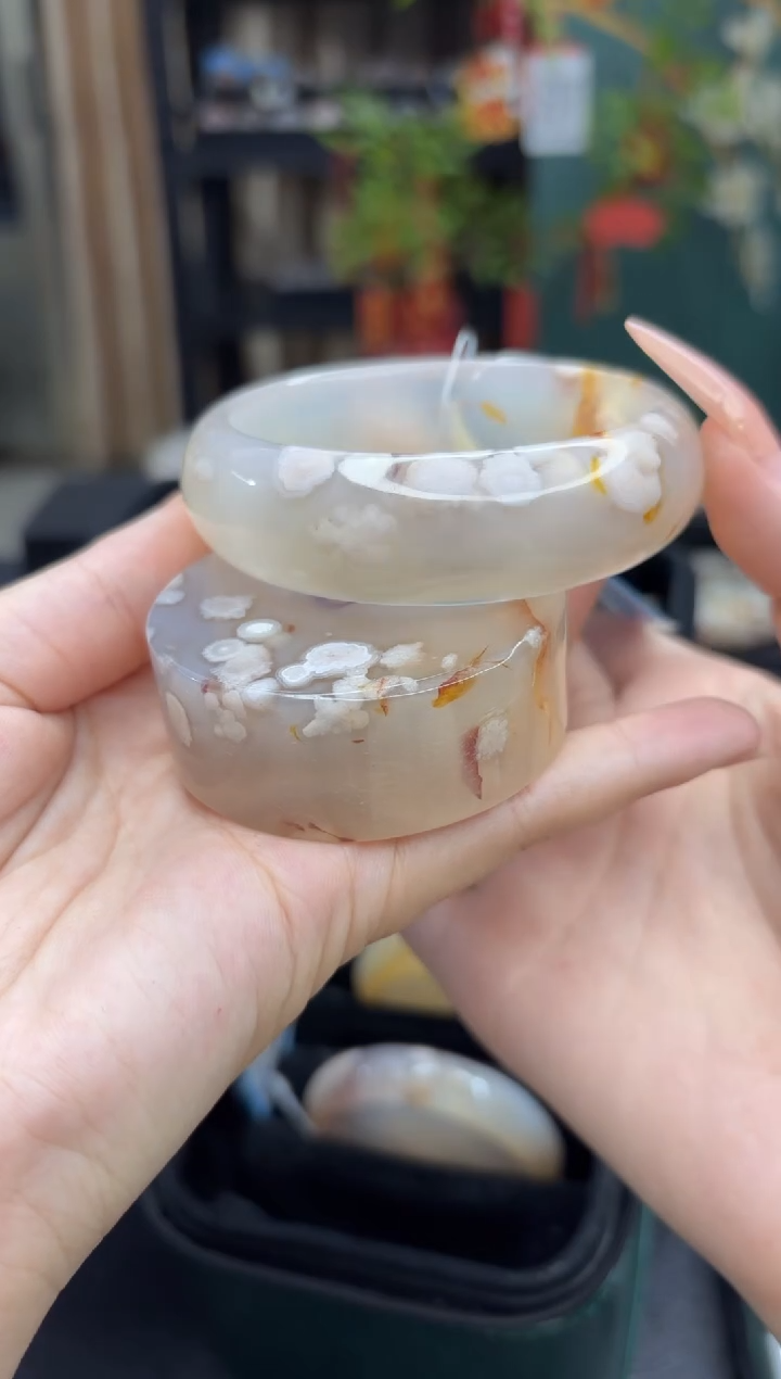 【闪购商品】石英质玉手镯未镶嵌698（60圈赠送镯心）