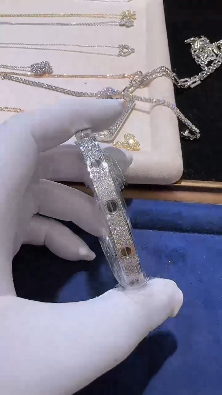 【闪购商品】实验室培育钻石18K金镶嵌手镯19