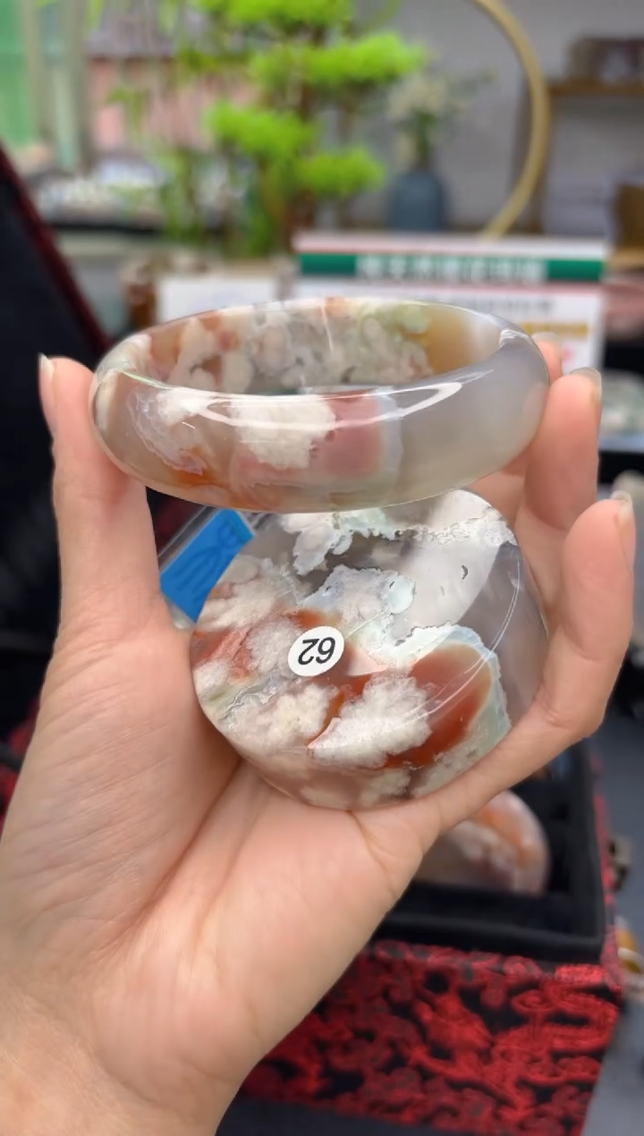 【闪购商品】石英质玉手镯未镶嵌C353(62圈赠送镯心)