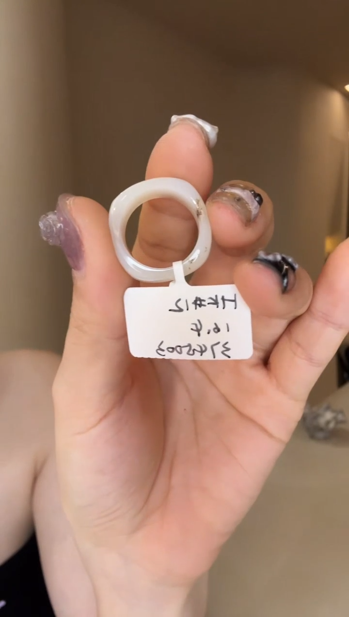 【闪购商品】和田玉戒指未镶嵌12码白底草花