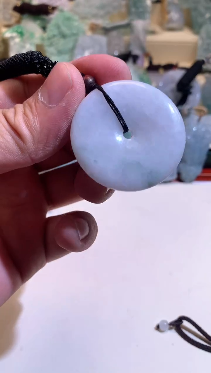 【闪购商品】翡翠颈饰未镶嵌01/22/219