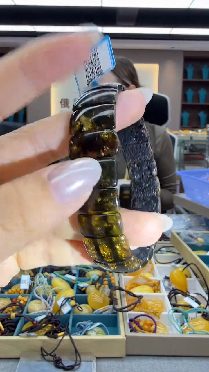 手链琥珀未镶嵌223秒拍号 假一罚三 