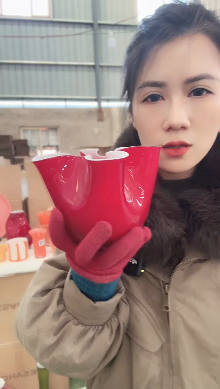 185直播玻璃花瓶