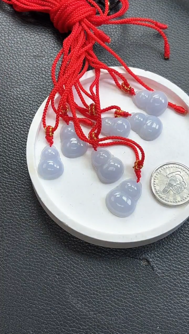 【闪购商品】翡翠颈饰未镶嵌葫芦多样性发一