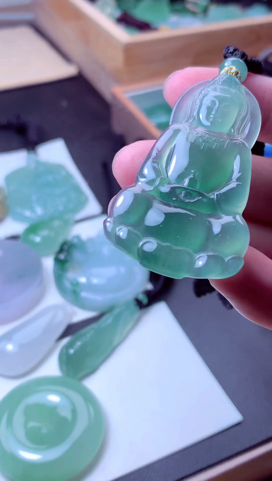 颈饰未镶嵌翡翠天然A货翡翠