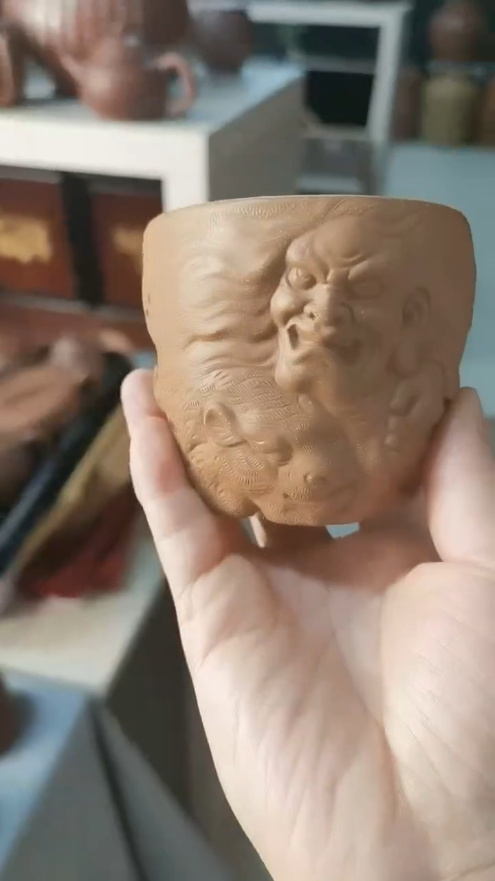 【闪购商品】紫砂紫砂伏虎罗汉主人杯