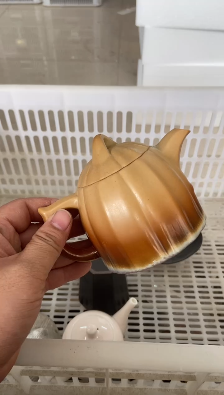 杯无运费险有瑕疵的摄影的产品有使用过的痕迹有点脏介意勿拍