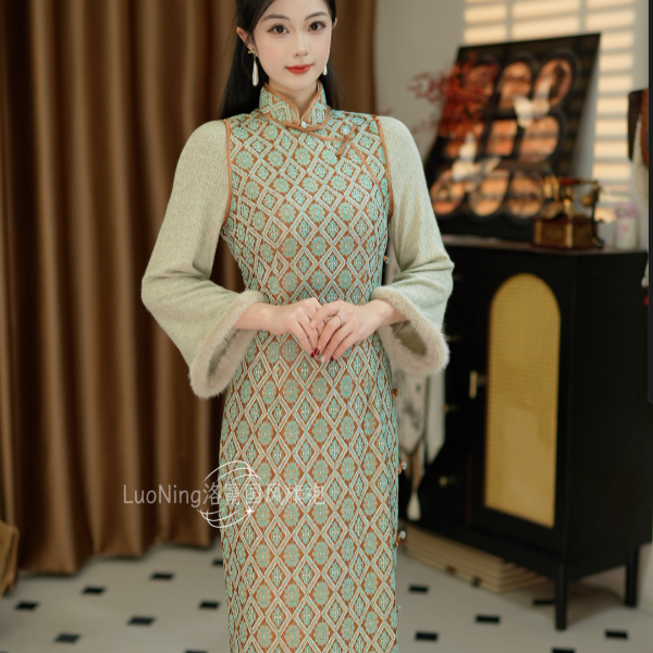 <宝相花>2025秋冬新款国风改良新中式复古显瘦复古爆款苏州旗袍裙