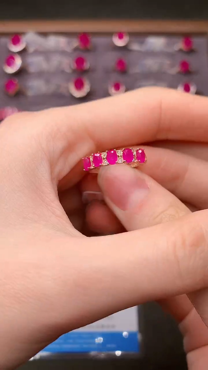 【闪购商品】红宝石戒指银S925镶嵌.......