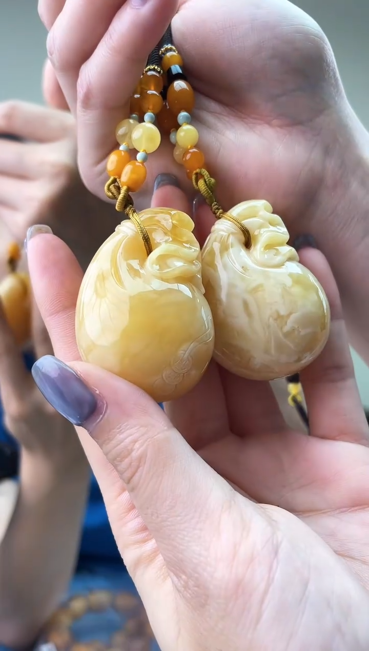 蜜蜡未镶嵌珠宝奇石T022 假一罚十多样性发其一