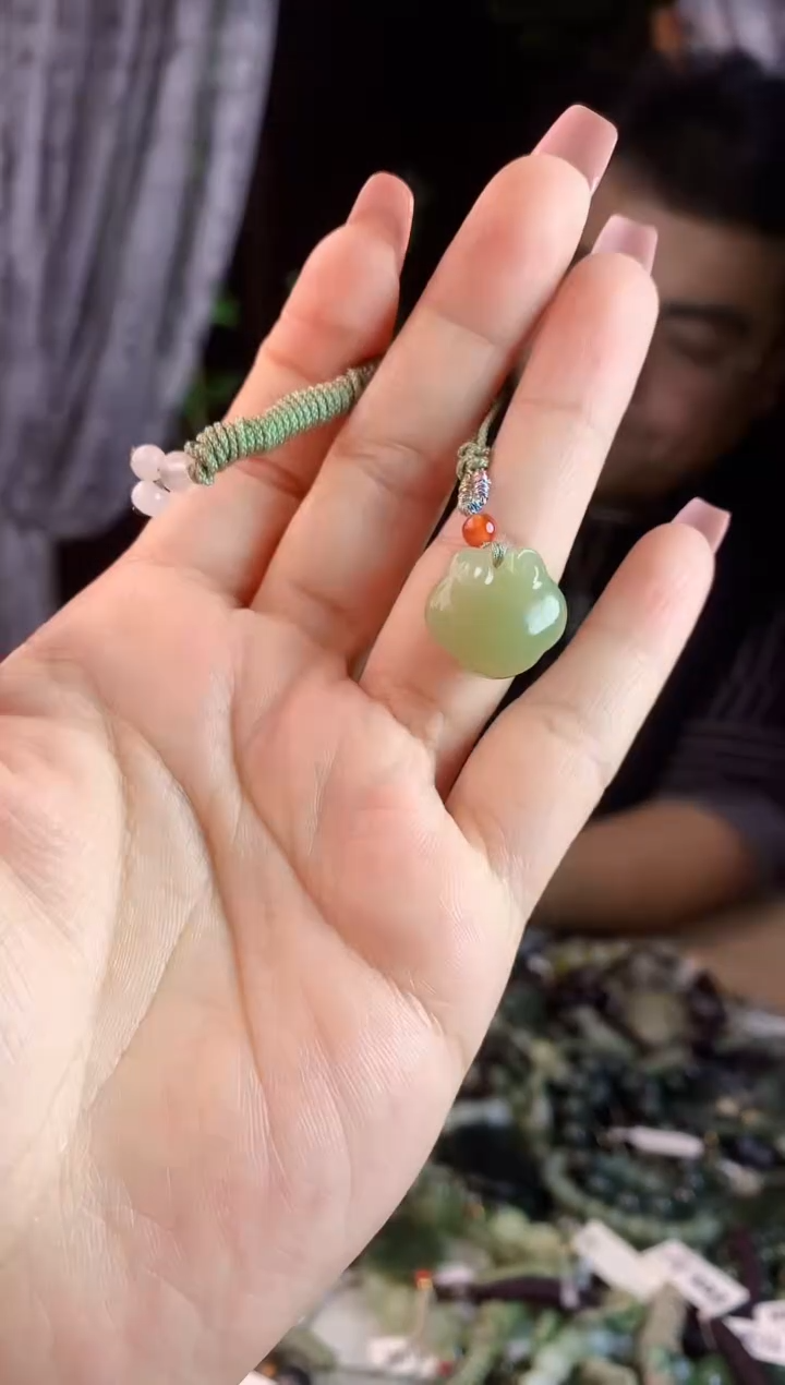 【闪购商品】和田玉挂件未镶嵌多样性发货拍一发一