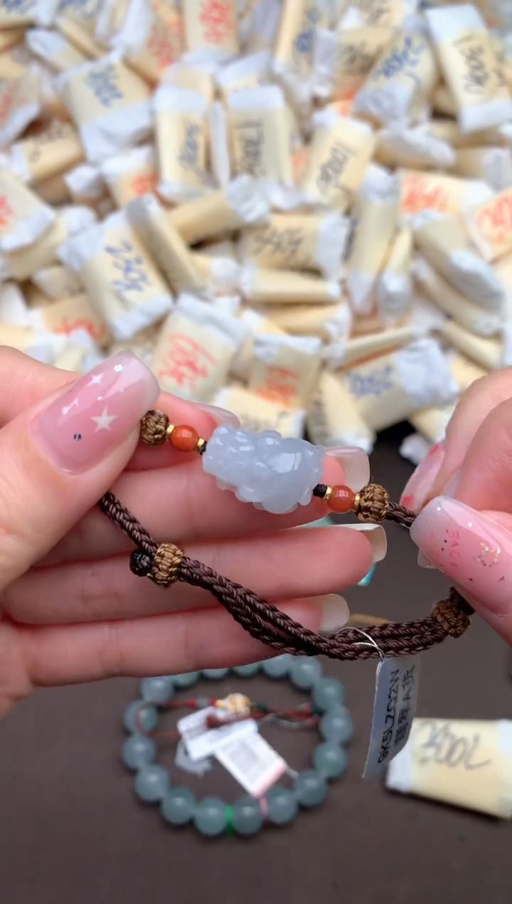 【闪购商品】翡翠手绳未镶嵌—